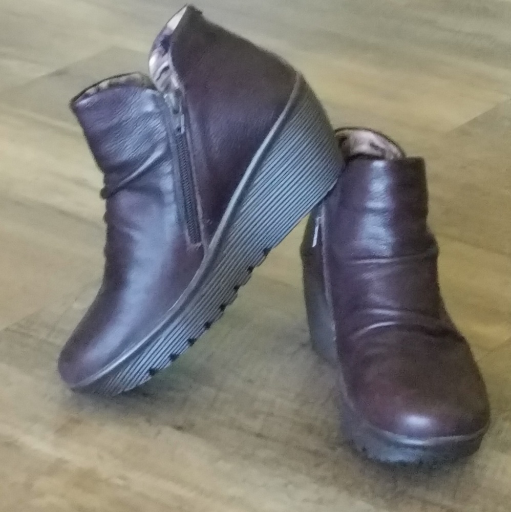 Skechers Memory Foam Brown Bootie